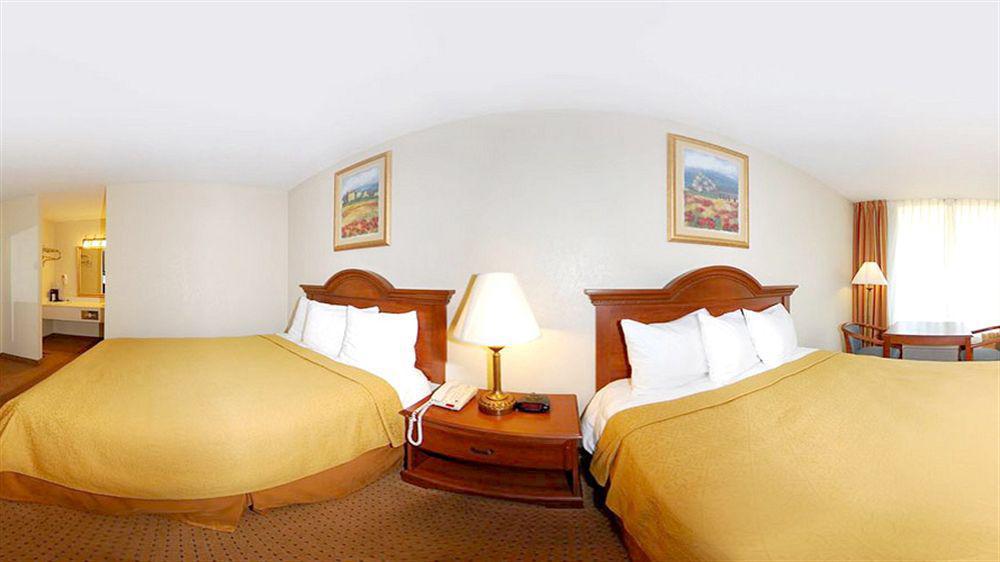 Econo Lodge Douglas Exterior foto