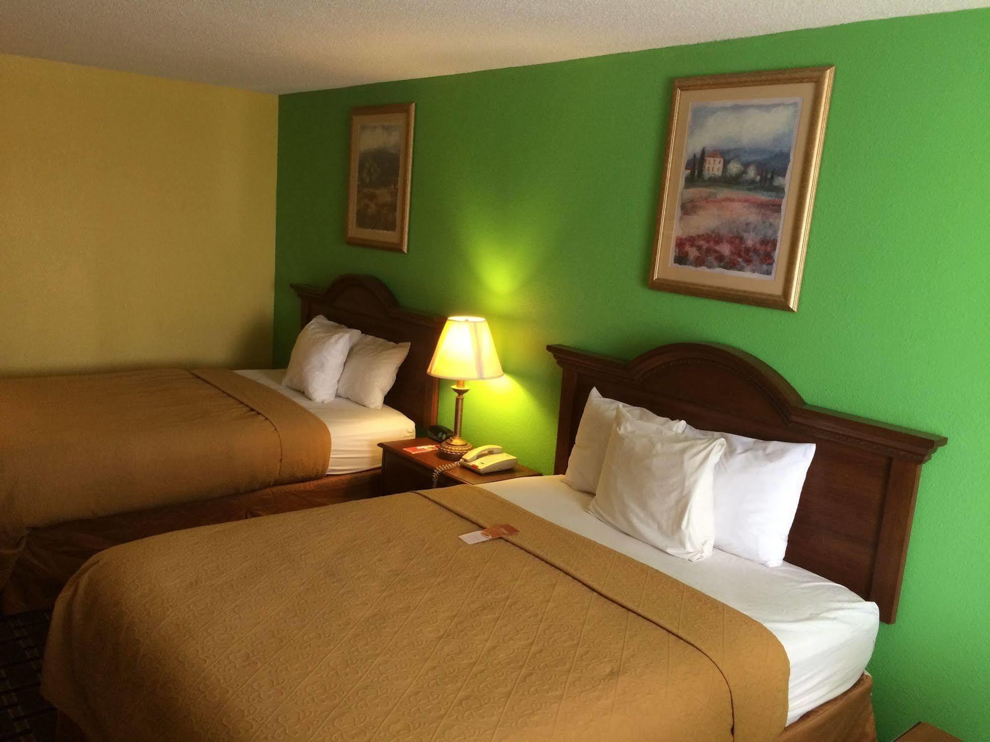 Econo Lodge Douglas Exterior foto