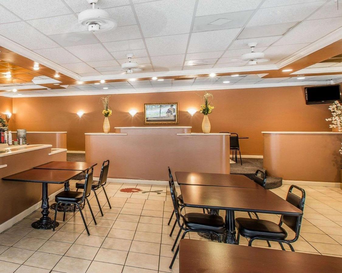 Econo Lodge Douglas Exterior foto